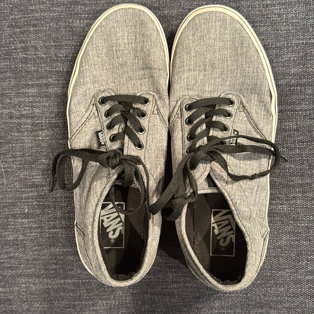Vans Low-Top Lace up Skate Shoe - Graphite Gray - Men's size 9.5